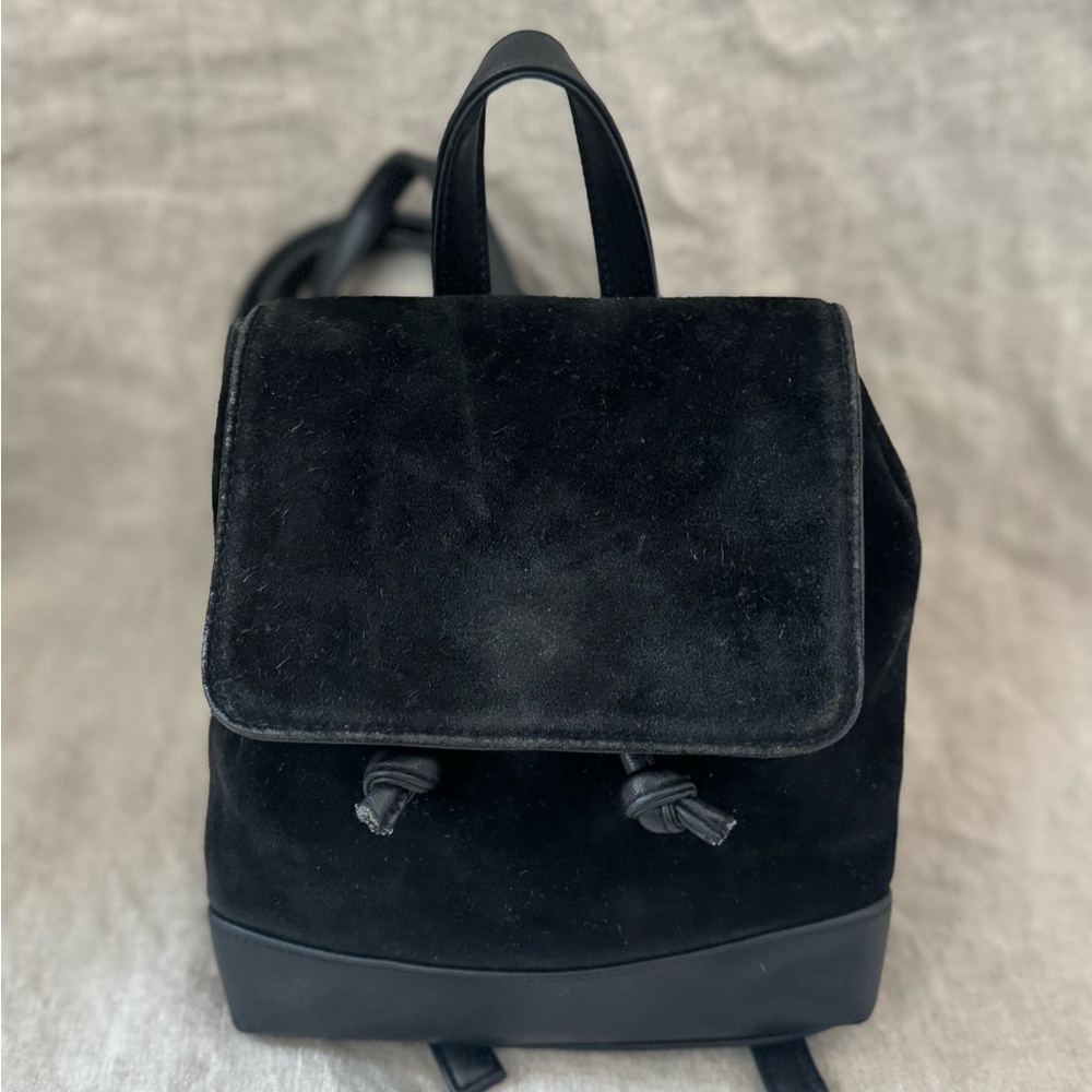 Amanda Smith Vintage Mini Suede Backpack – Black | 90s/Y2K, Minimalist, Rare